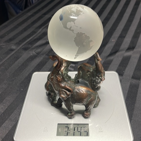 Crystal World Spere abd Brass Elephant Stand - Picture 11 of 14